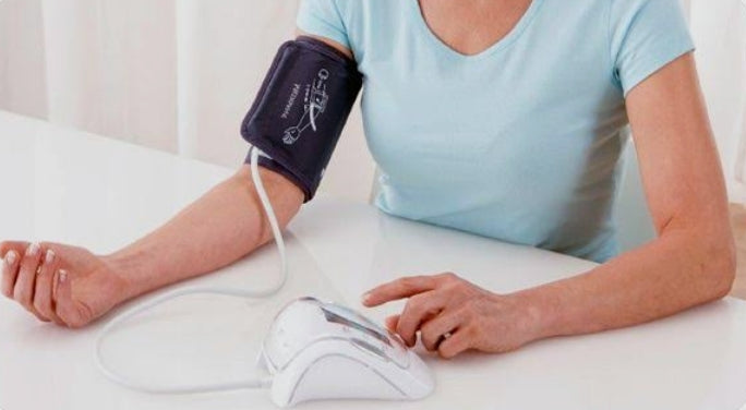 TENSIÓMETRO DIGITAL MÁQUINA PARA TOMAR PRESIÓN ARTERIAL BRAZO: Presión arterial bajo control. 🏥💯🤝